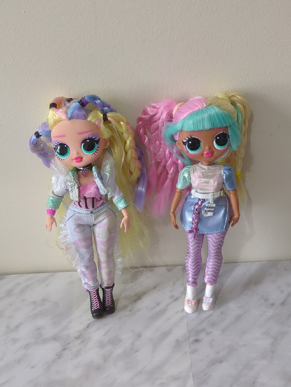 L.O.L.omg  Surprise! Dolls